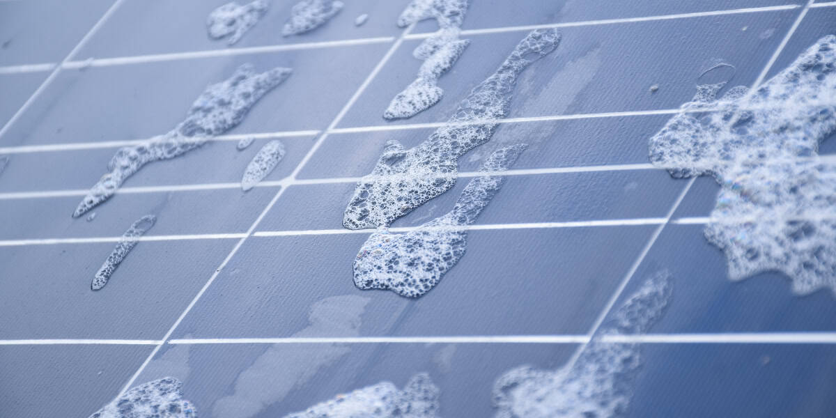 solar panel cleaning (1)